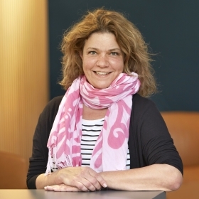 Immobilienmakler Hamburg Nadine Voigtländer Teamassistenz Immobilienmakler-Fidania-AG